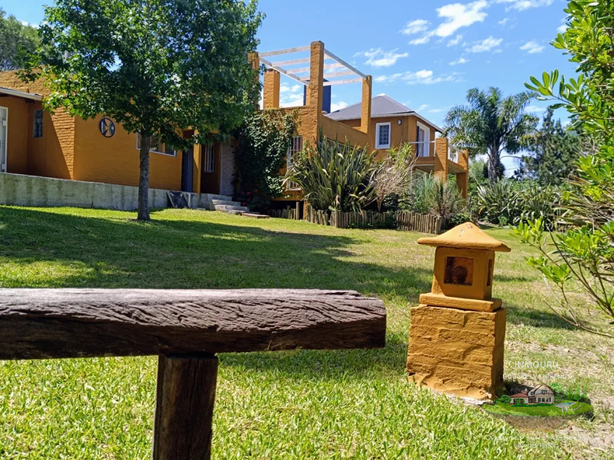 Casa ID.885 - VENTA de hermosa casa de 3 dormitorios en Punta Rubia La Pedrera (Rocha)