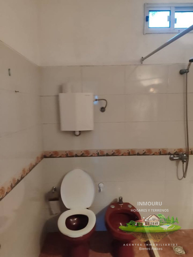 Casa ID.1933 - Alquilo Amplia Casa ubicada en Cerrito