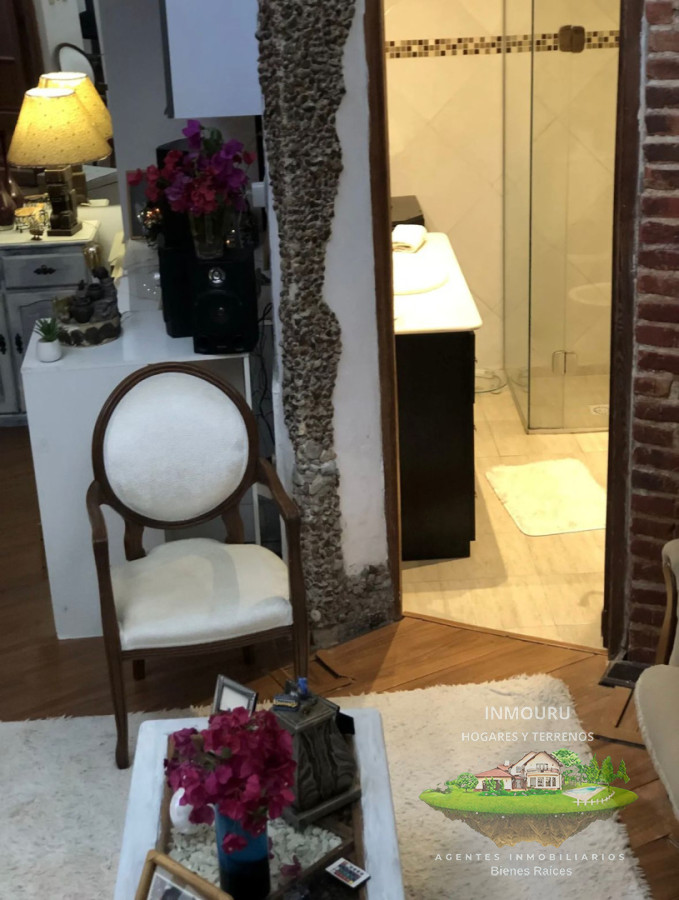 Casa ID.2575 - Se alquila casa junto a local comercial en la parte delantera en zona Pocitos