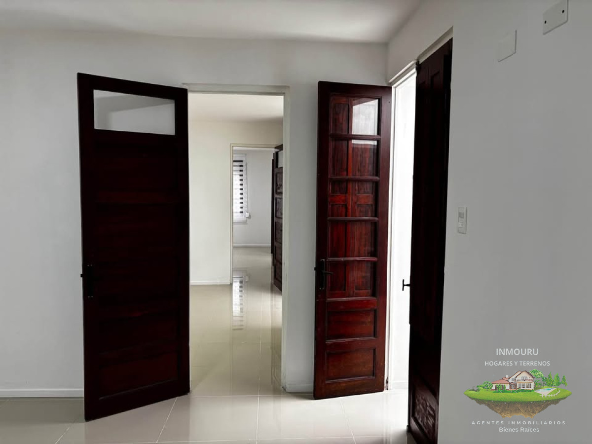 Casa ID.242 -  En Venta hermosa casa de 3 dormitorios, totalmente remodelada