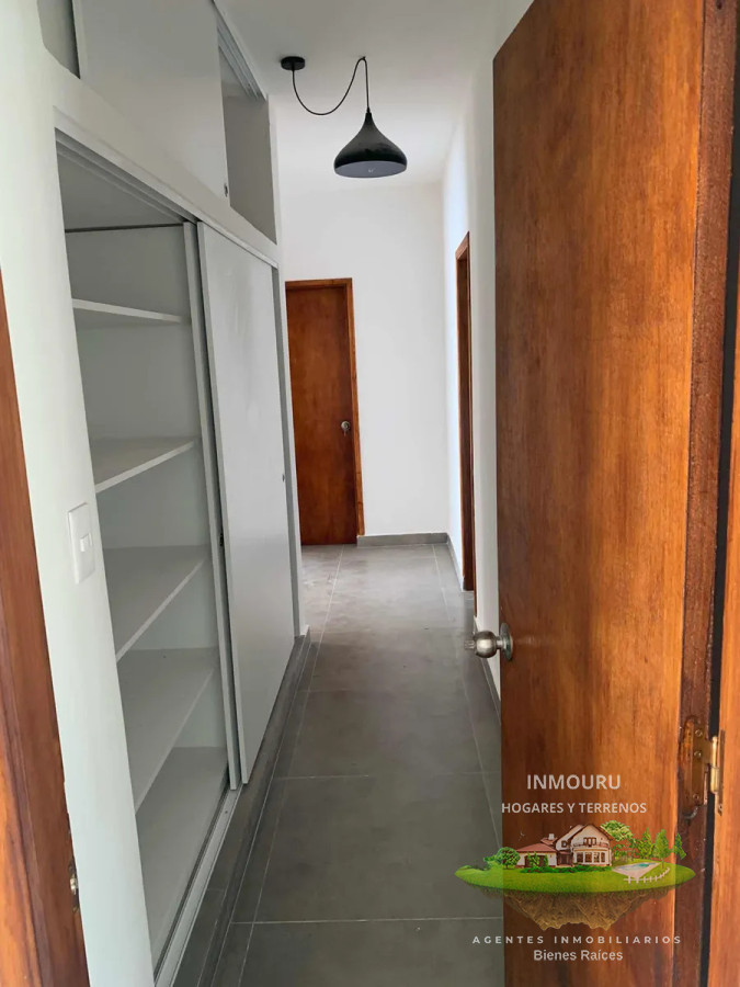 Casa ID.1225 - VENTA de casa en PARQUE CARRASCO (Canelones)