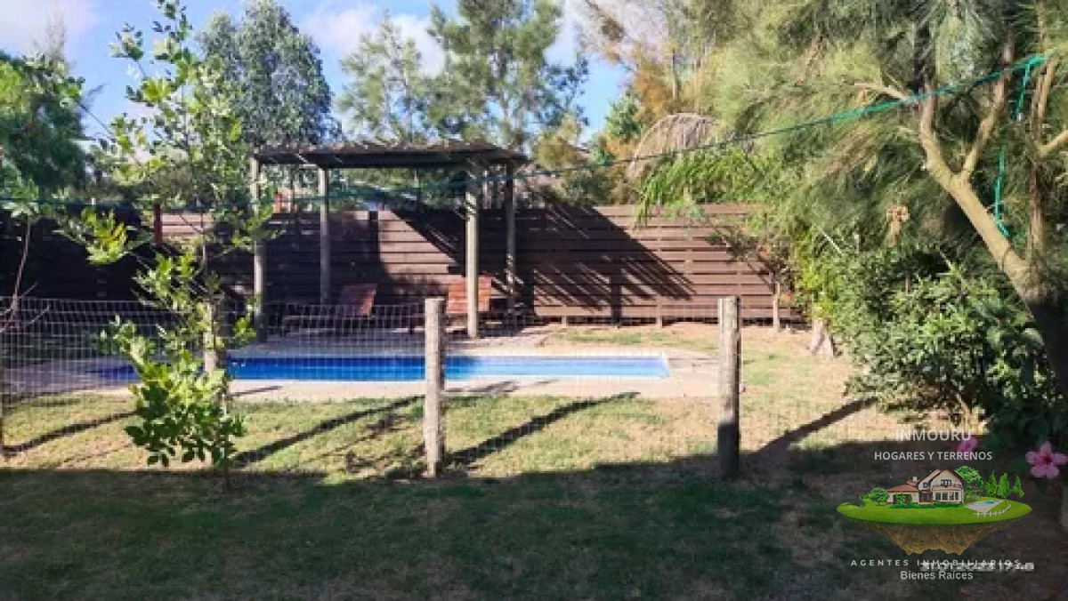 Casa ID.492 - En venta casa de piedras con pisina En Playa Grande, Piriápolis 