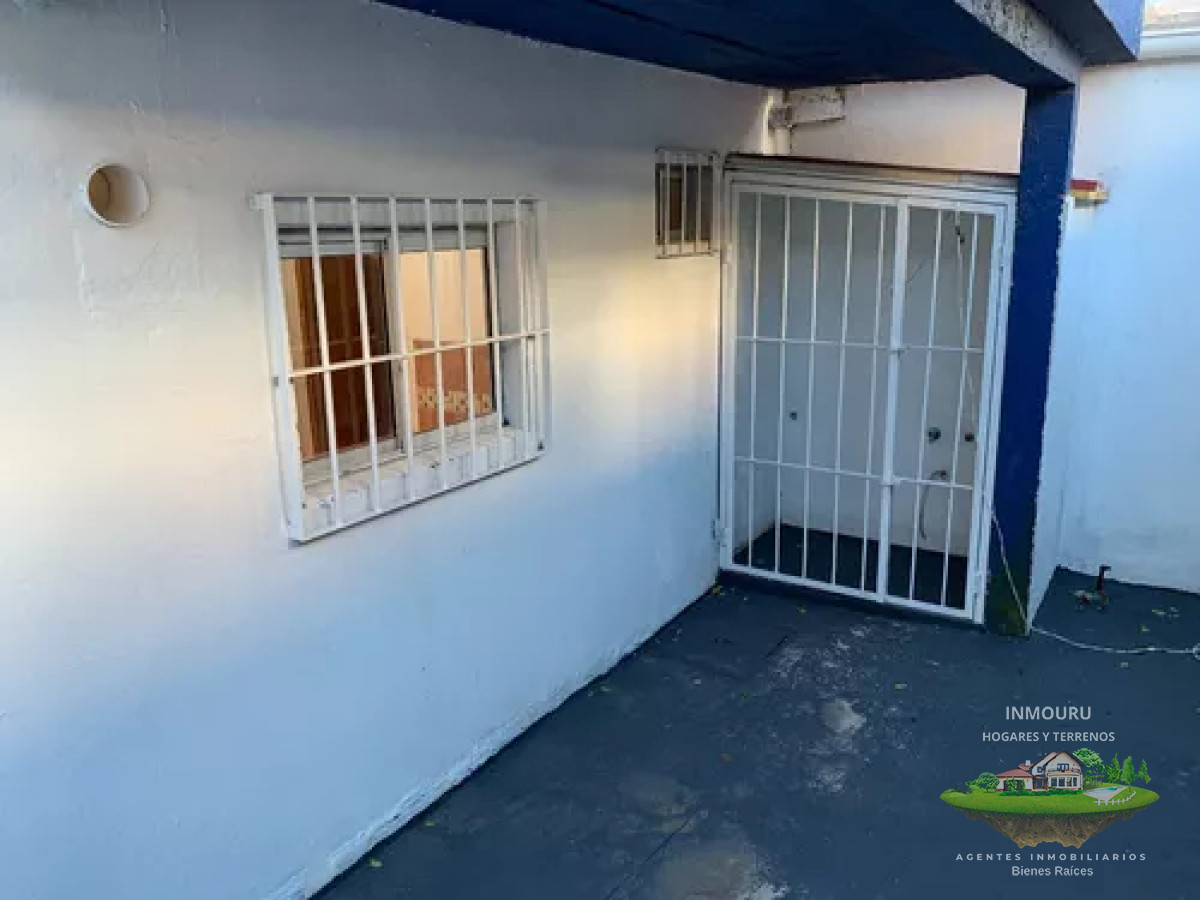 Casa ID.746 - Venta de Casa mas Apartamento en un mismo padrón Zona Cerro Casco Viejo