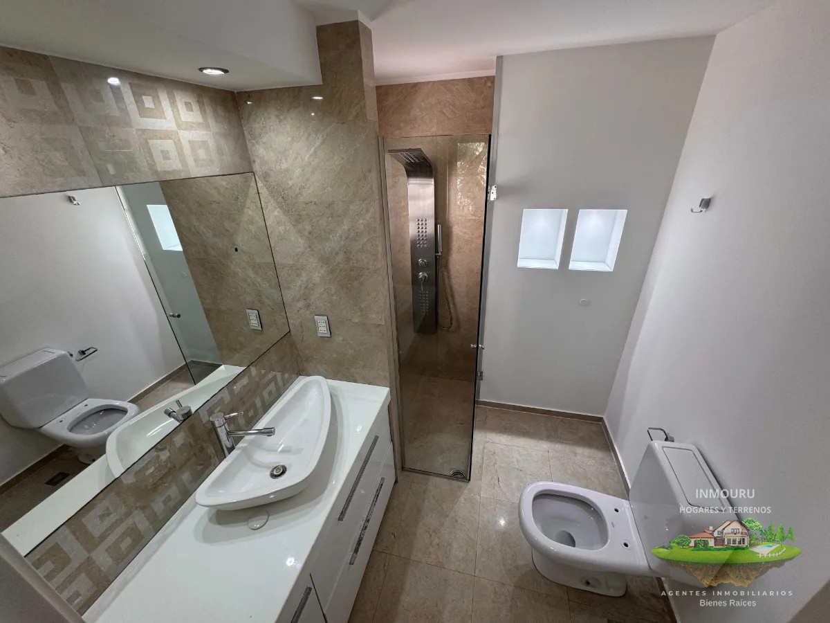 Casa ID.925 - ALQUILER de hermosa casa de 3 dormitorios en POCITOS NUEVO