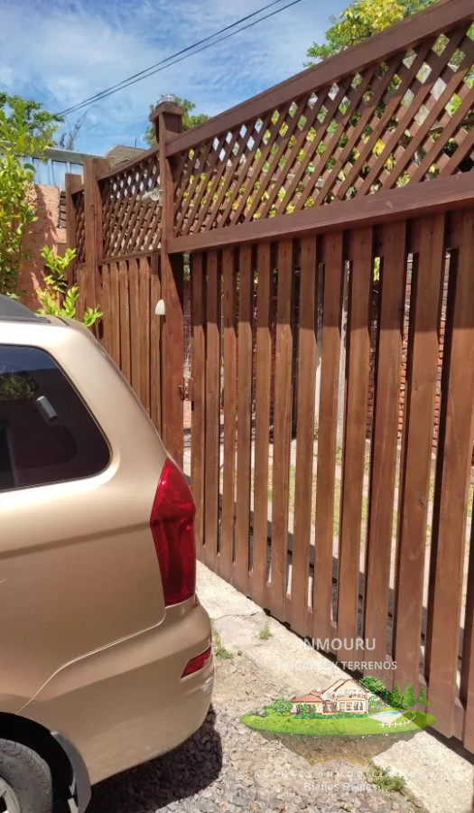 Casa ID.396 - Se vende casa de 2 plantas, de 3 dormitorios en Brazo Oriental