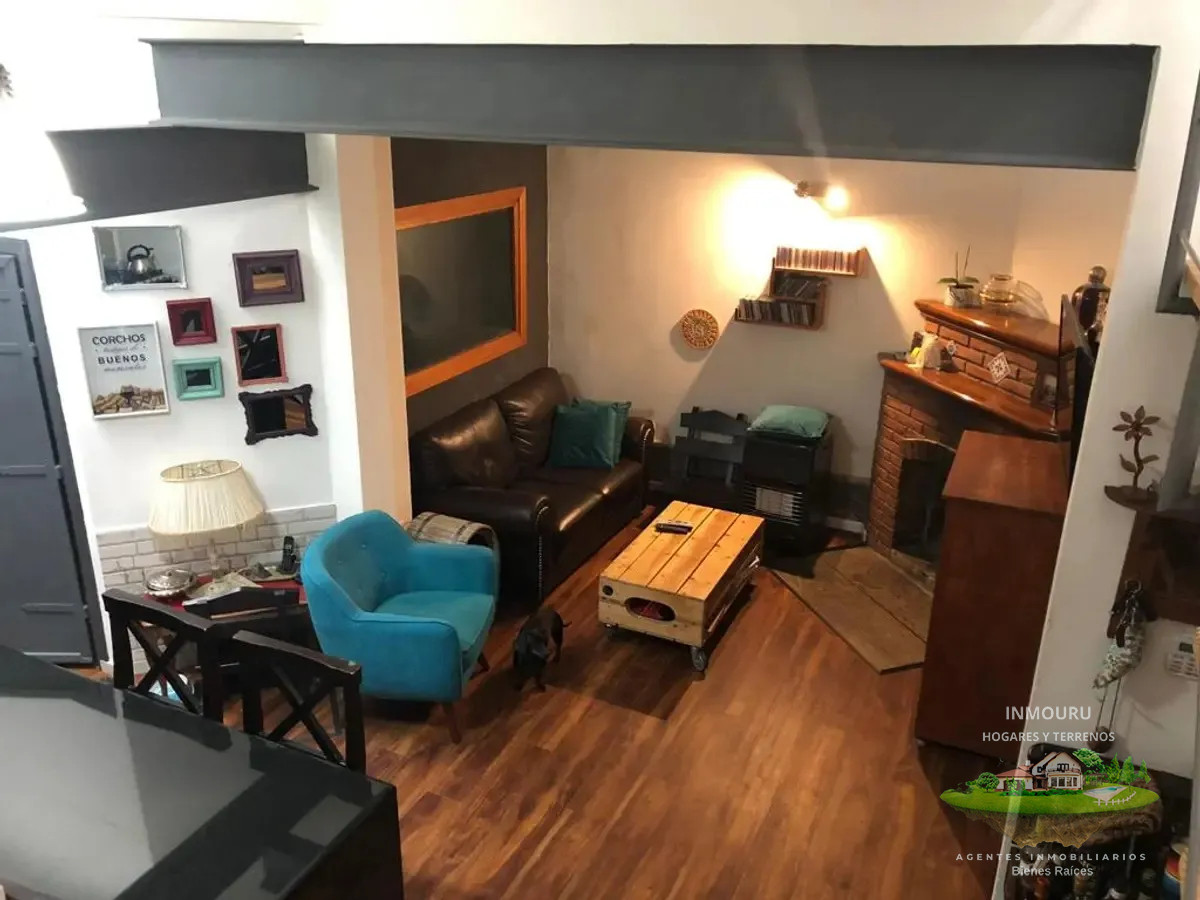 Casa ID.1621 - Vendo Casa con Renta en Tres cruces 