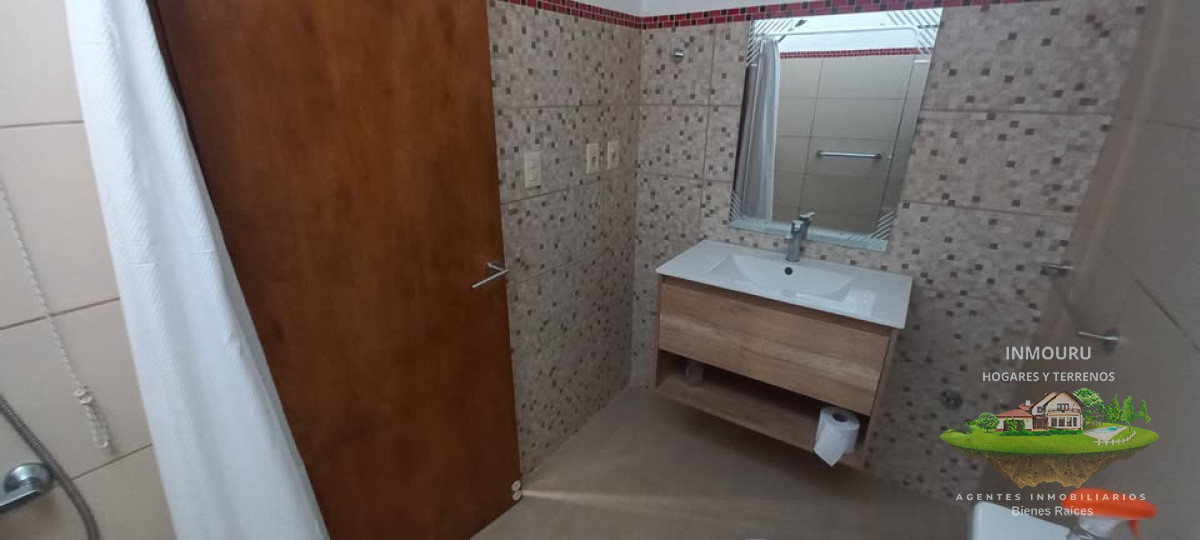 Casa ID.2734 - Se Alquila Casa PH en Buceo