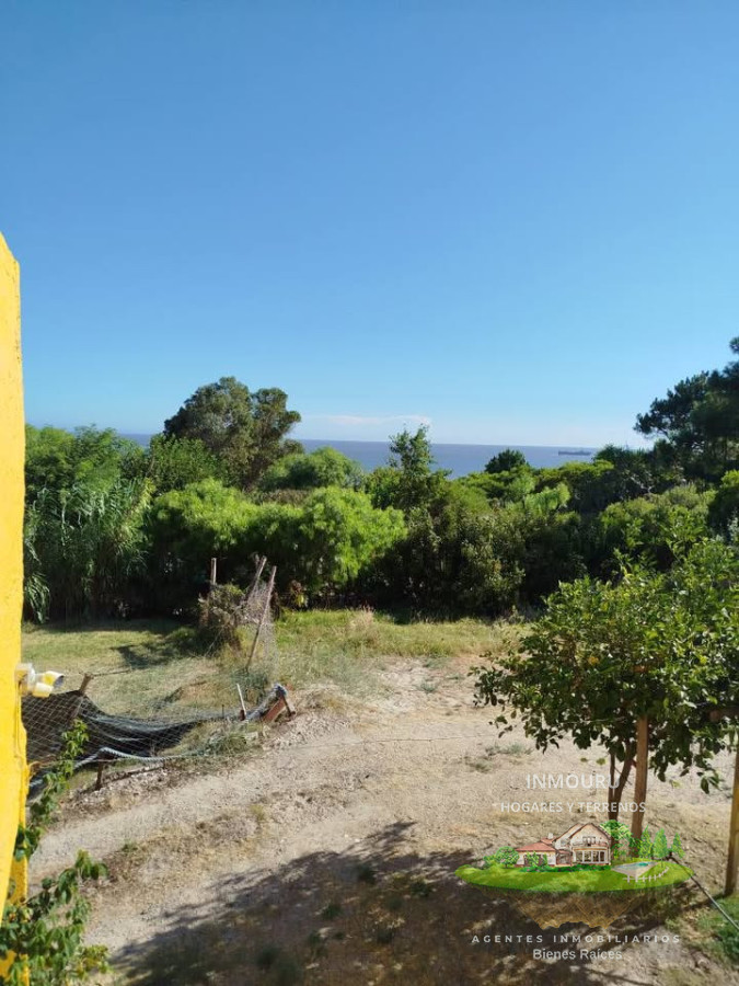 Casa ID.2452 - Venta de casa y local comercial 