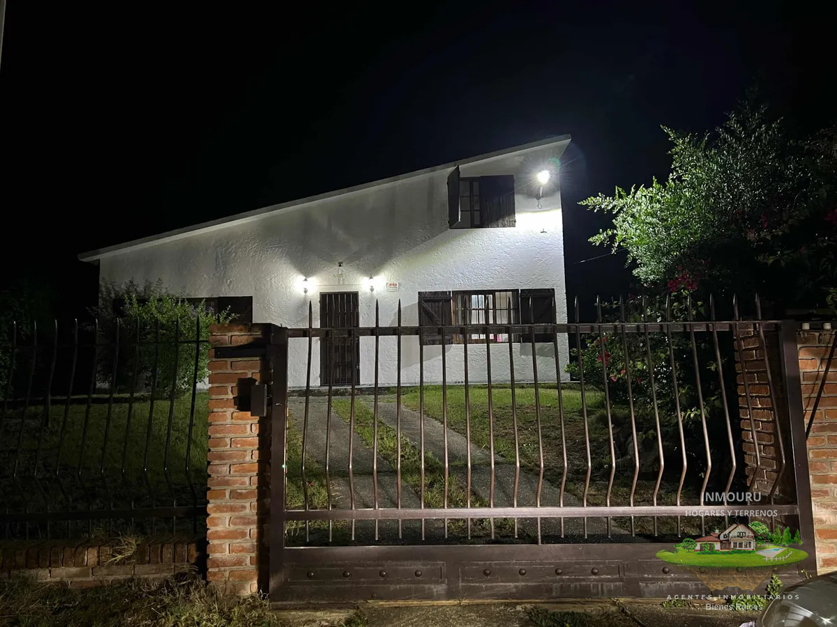 Casa ID.1218 - VENTA de casa de 3 dormitorios en COSTA AZUL