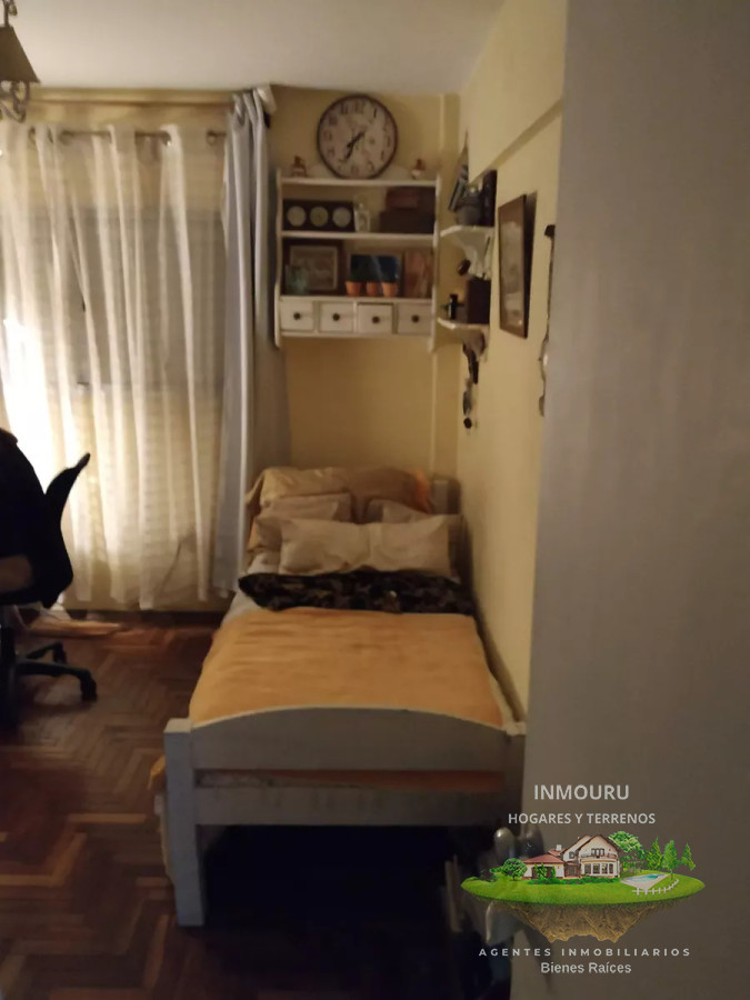 Casa ID.255 - Venta de Amplio Apartamento de 3 Dormitorios en el Centro 