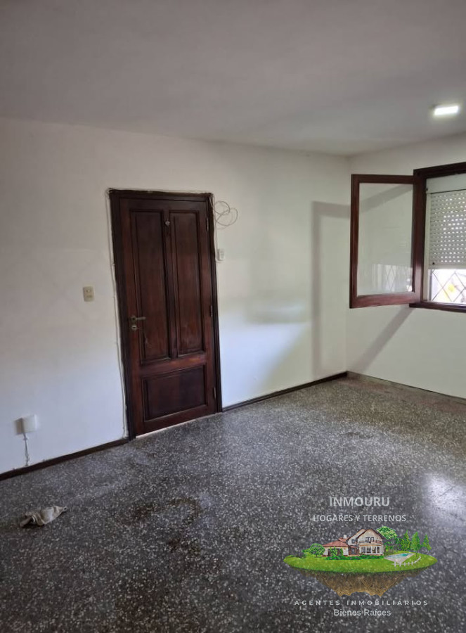 Casa ID.517 - Se alquila linda y amplia casa en Barrio Unión