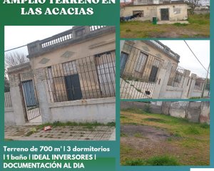 Venta de casa con amplio terreno en Las Acacias