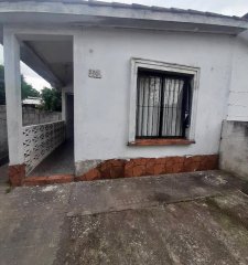 Se vende acogedora casa en Jardines del Hipódromo