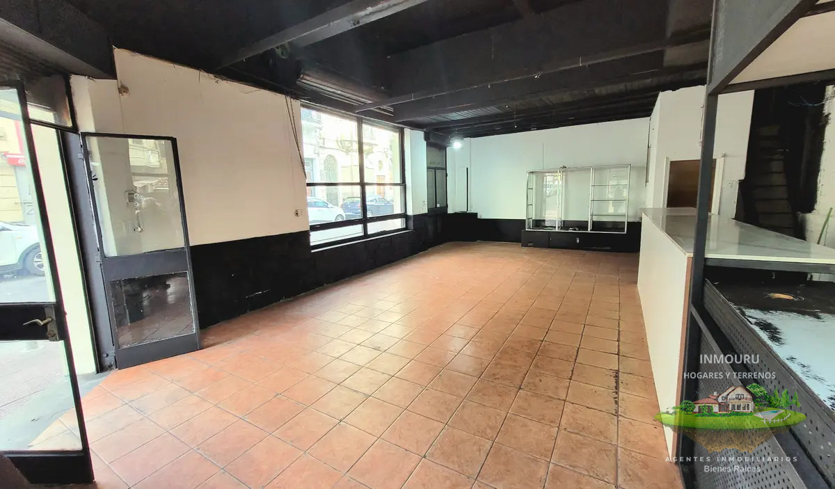 Local Comercial ID.1137 - Alquiler de local en CIUDAD VIEJA