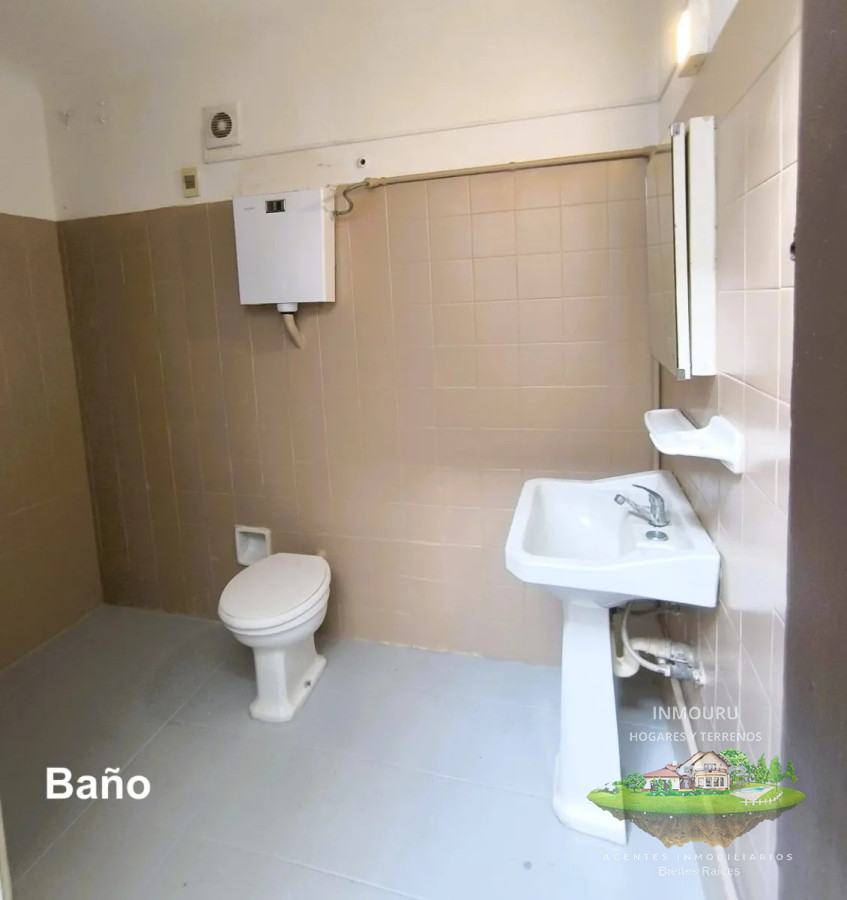 Local Comercial ID.858 - Alquiler de 2 locales comerciales en Goes