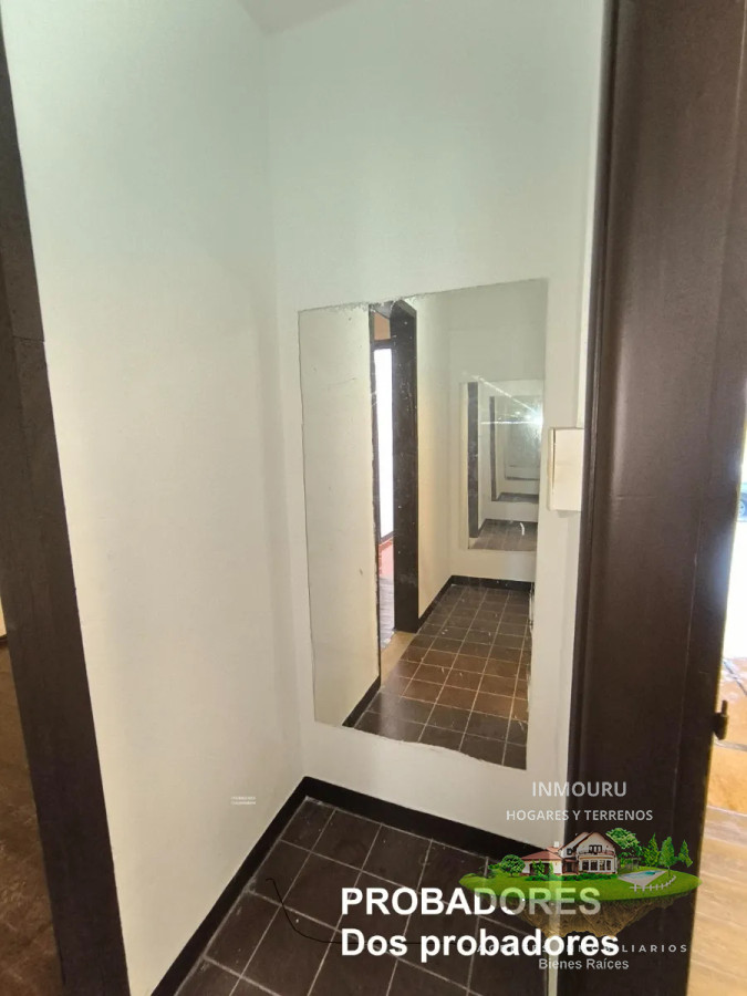 Local Comercial ID.858 - Alquiler de 2 locales comerciales en Goes