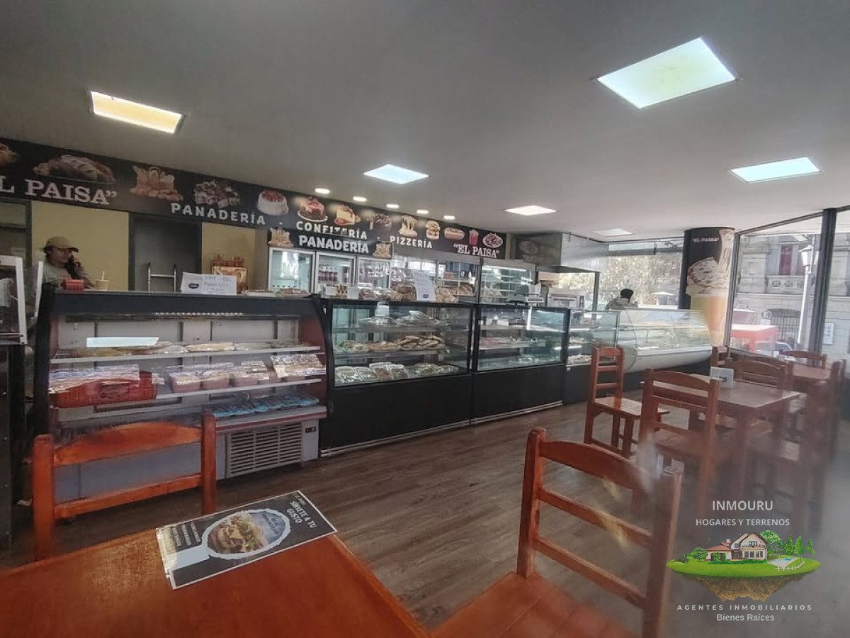 Local Comercial ID.1179 - Llave comercial para rubro alimentario en Centro