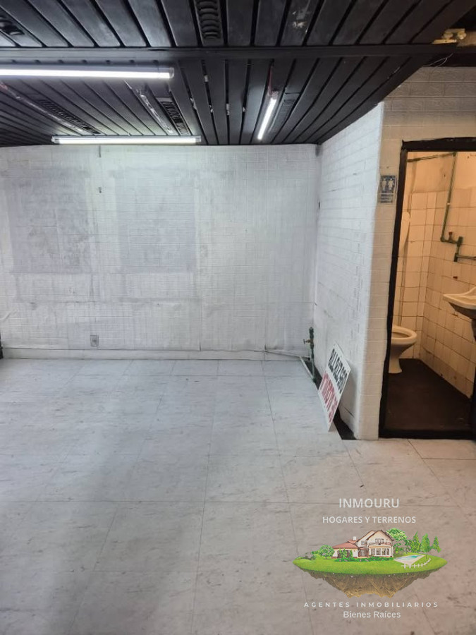 Local Comercial ID.891 - Se alquila Hermoso Local en el centro de Montevideo