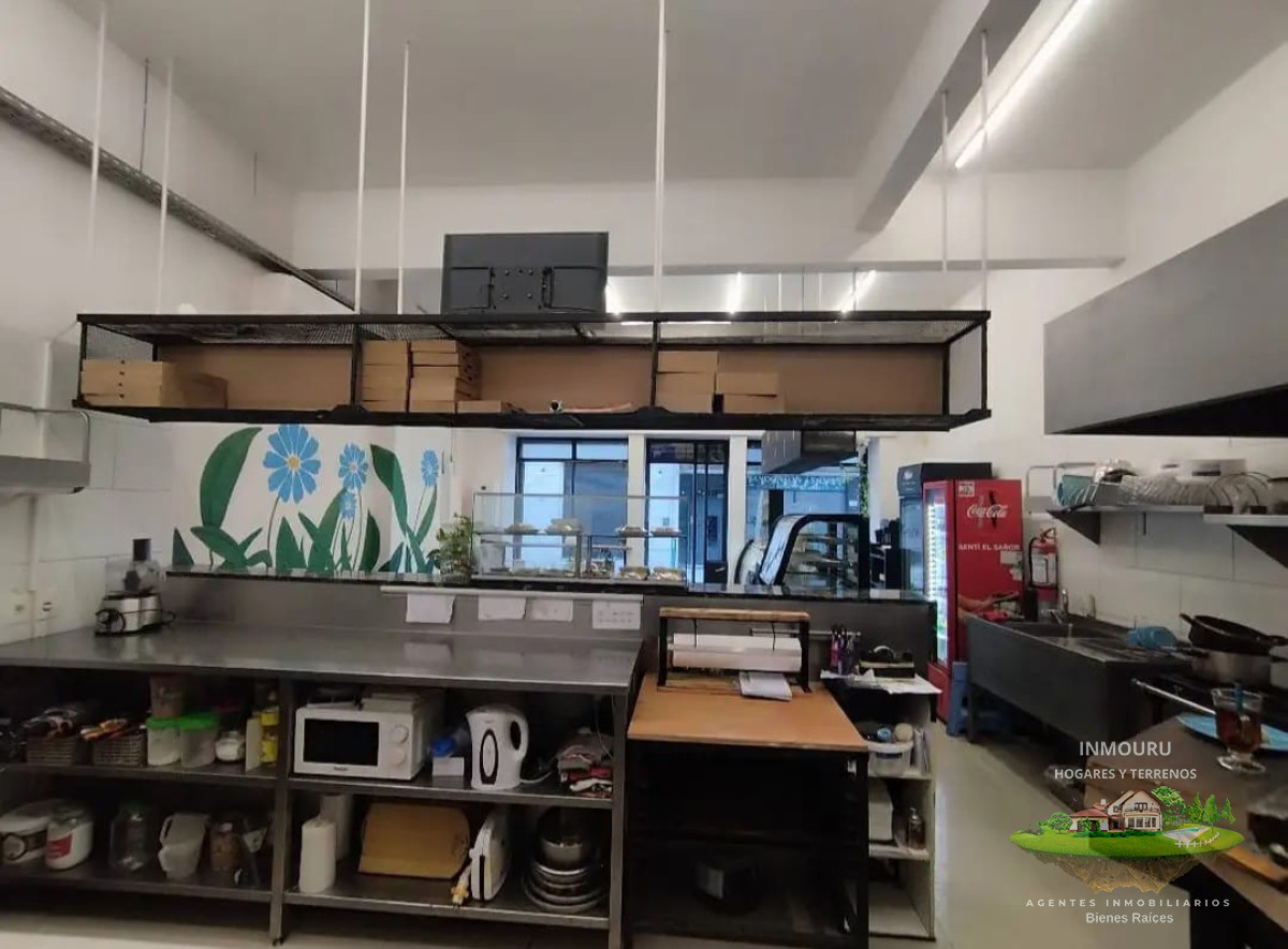 Local Comercial ID.1239 - Venta de Cafetería y Rotisería en Ciudad Vieja  