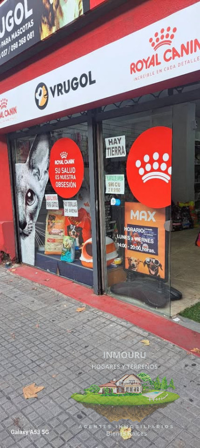 Local Comercial ID.1042 - Venta de llave de Pet Shop en Tres Cruces 
