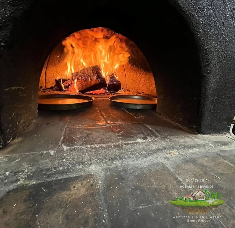 Local Comercial ID.1239 - Venta de Cafetería y Rotisería en Ciudad Vieja  