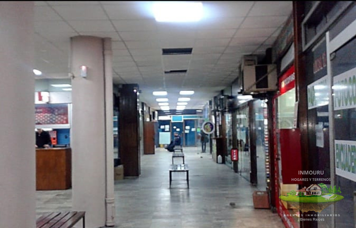 Local Comercial ID.2841 - Local en Galería Montecarlo en Cordón