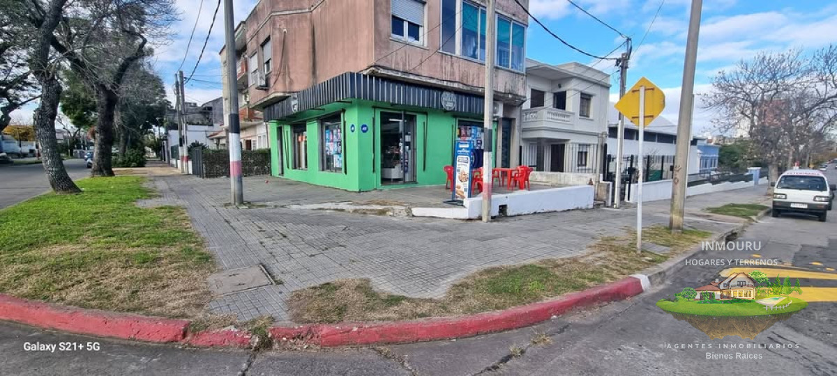 Local Comercial ID.1156 - Venta de Minimarket en PARQUE BATLLE 