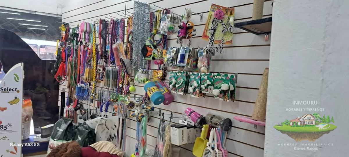 Local Comercial ID.1042 - Venta de llave de Pet Shop en Tres Cruces 