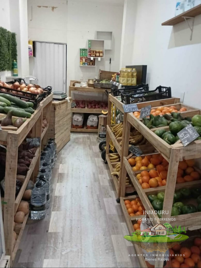 Local Comercial ID.1175 - Venta de verdulería en Tres Cruces 