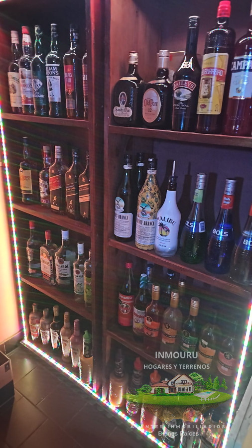 Local Comercial ID.1824 - Venta de sala de entretenimiento 