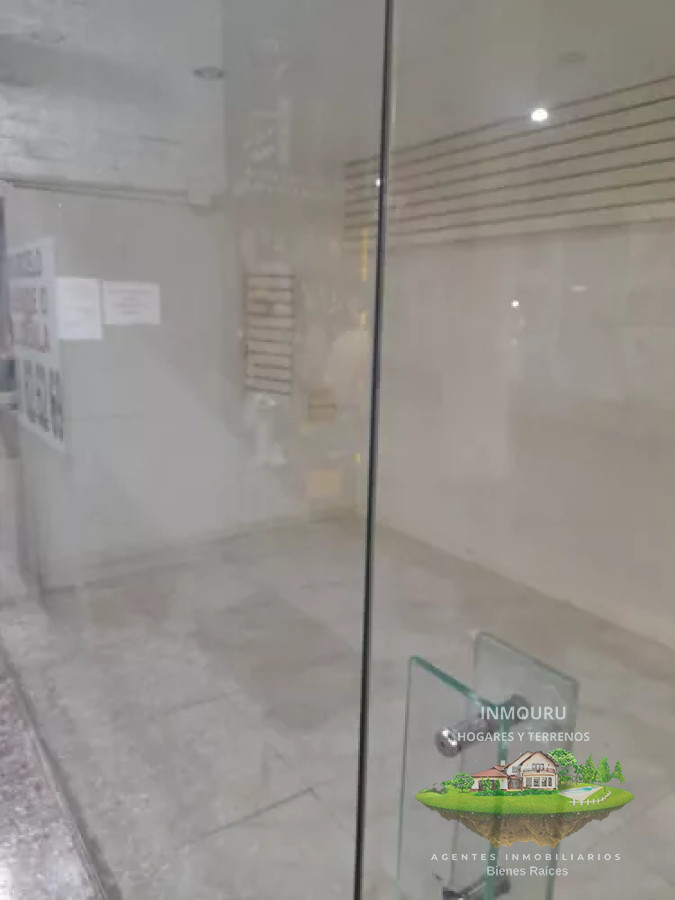 Local Comercial ID.684 - Alquiler venta local en Galeria en zona Centro 