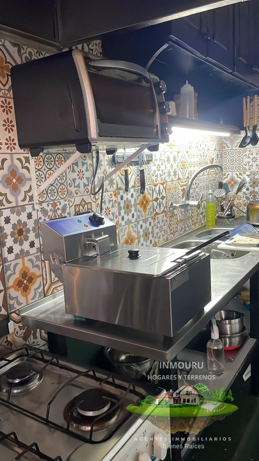 Local Comercial ID.2118 - Venta de Cafeterìa en funcionamiento 