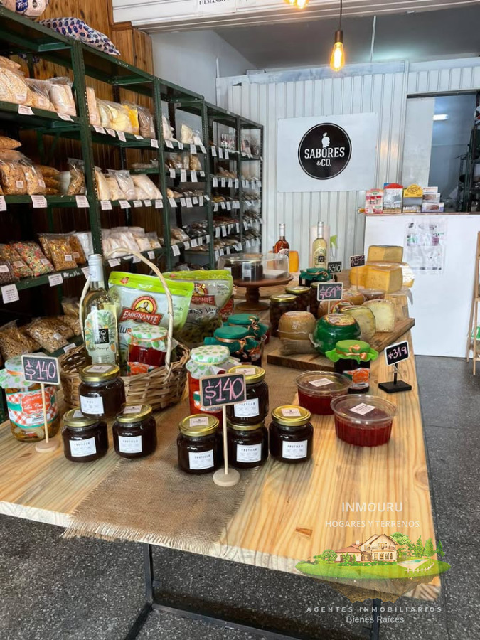 Local Comercial ID.2123 - Venta de Llave comercial en Corón