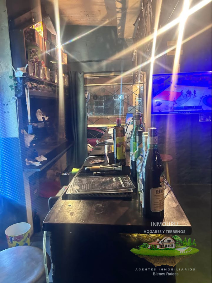 Local Comercial ID.2657 - Venta de llave comercial en Tres Cruces 