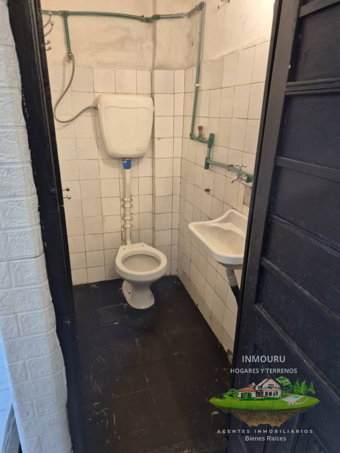 Local Comercial ID.891 - Se alquila Hermoso Local en el centro de Montevideo