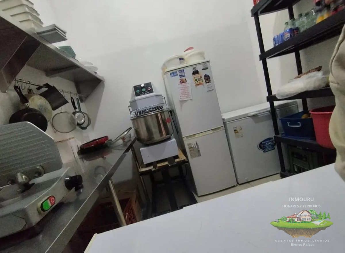 Local Comercial ID.1239 - Venta de Cafetería y Rotisería en Ciudad Vieja  