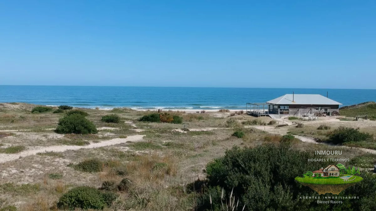 Terreno ID.449 - Venta de terreno frente al mar, a 45 min de Mdeo y 30 min de Punta del este