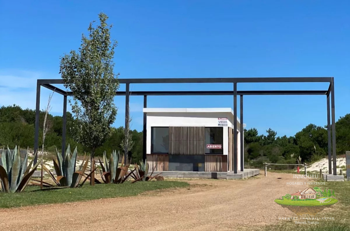 Terreno ID.449 - Venta de terreno frente al mar, a 45 min de Mdeo y 30 min de Punta del este