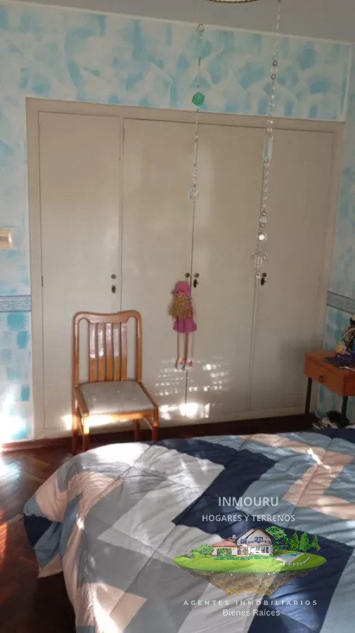 Apartamento ID.745 - Se alquila apto tipo casa en altos, 2 dormitorios, garaje, Brazo Oriental