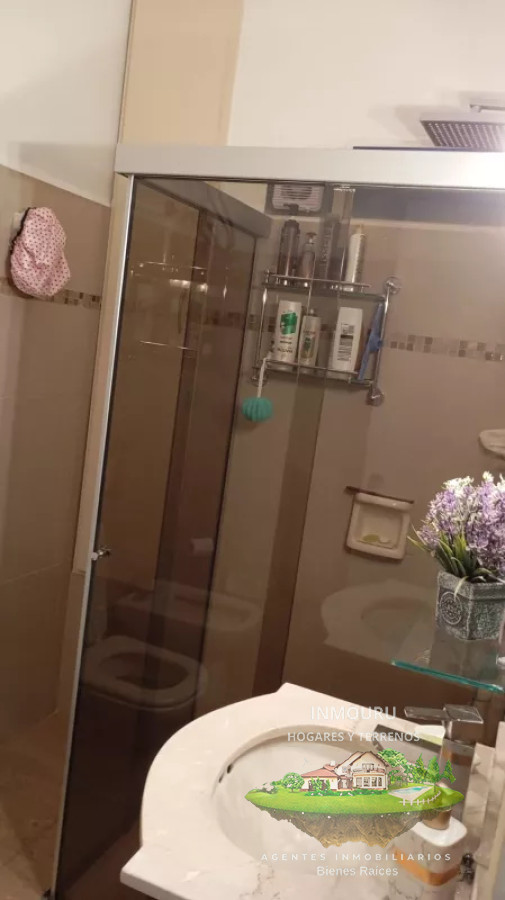 Apartamento ID.745 - Se alquila apto tipo casa en altos, 2 dormitorios, garaje, Brazo Oriental