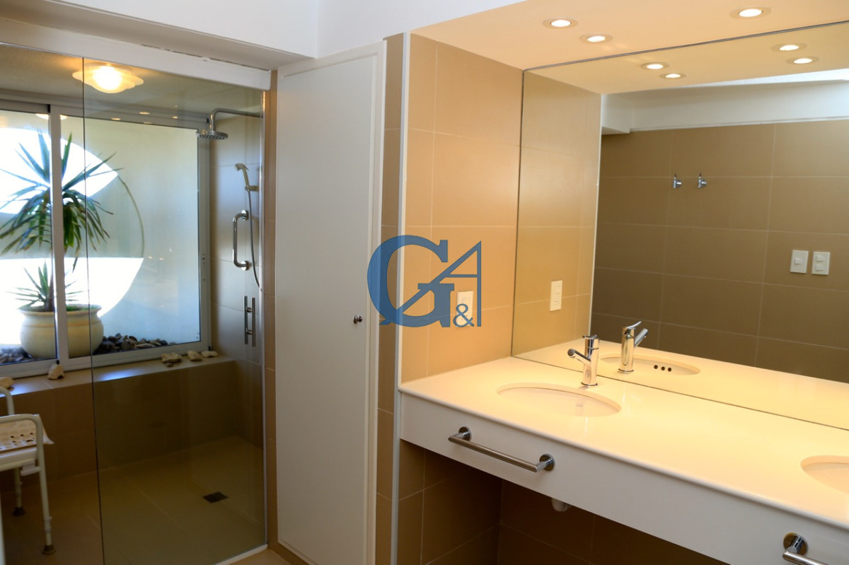 Apartamento ID.1917 - Apartamento en Punta del Este, Península