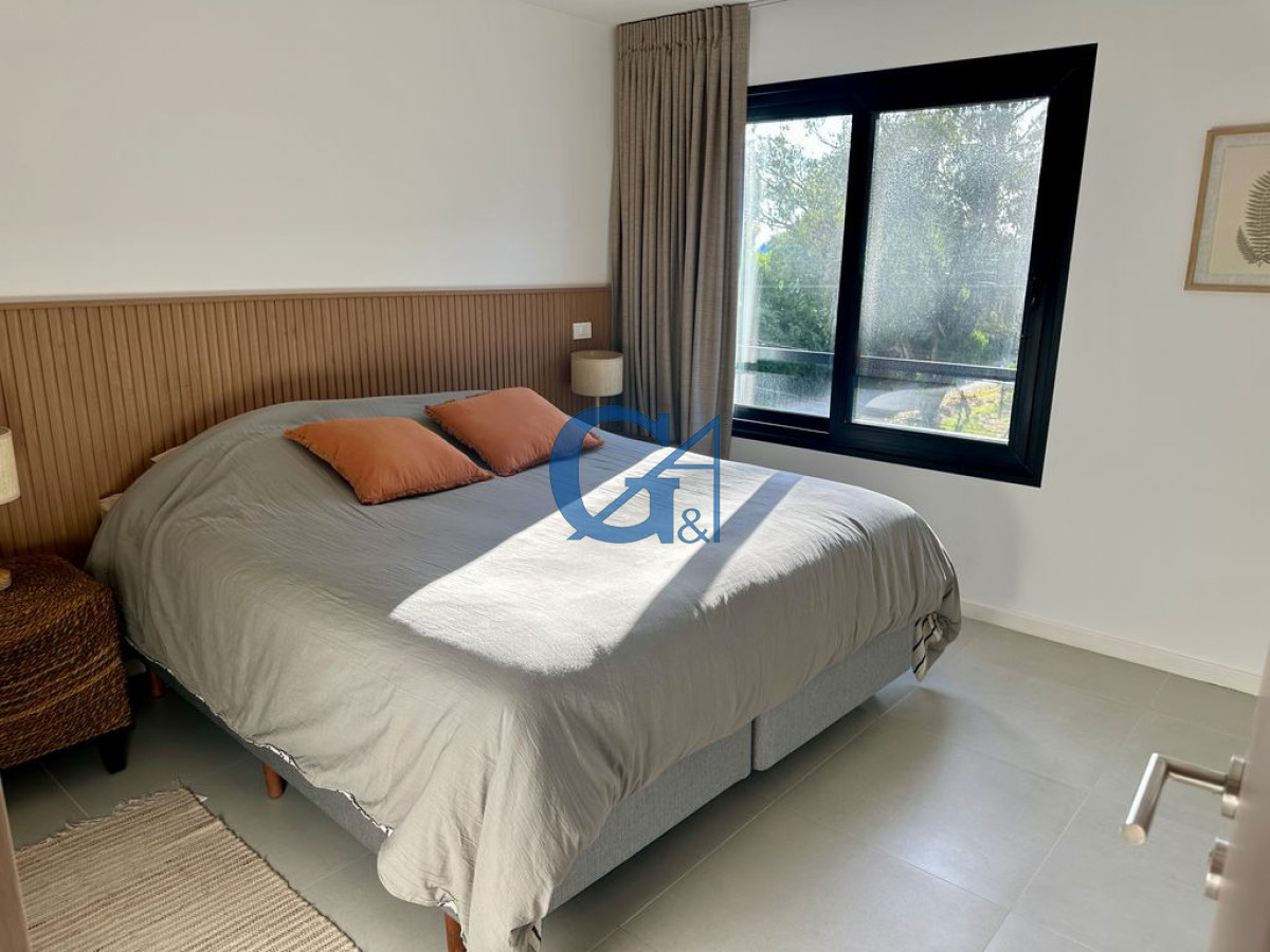 Apartamento ID.15718 - Tu Refugio Perfecto en La Barra: Un Apartamento para Disfrutar Todo el Año