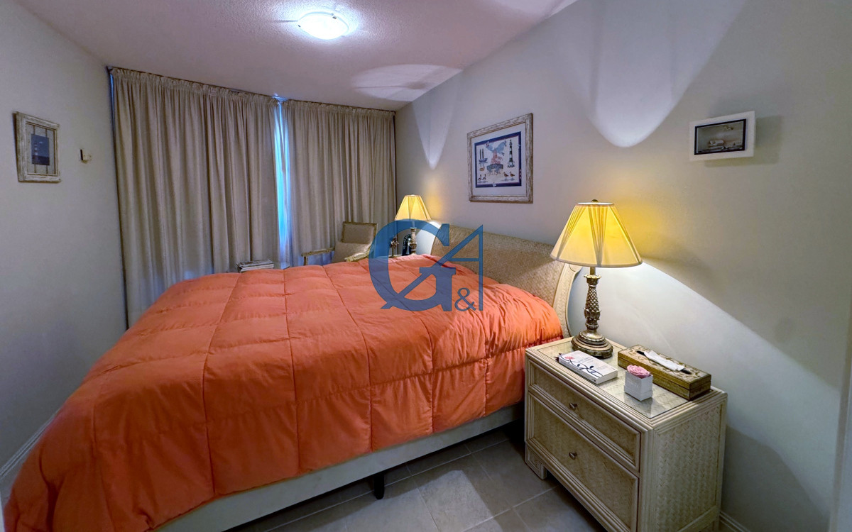 Apartamento ID.1931 - Lindísimos dos apartamentos en venta. Se venden juntos. 