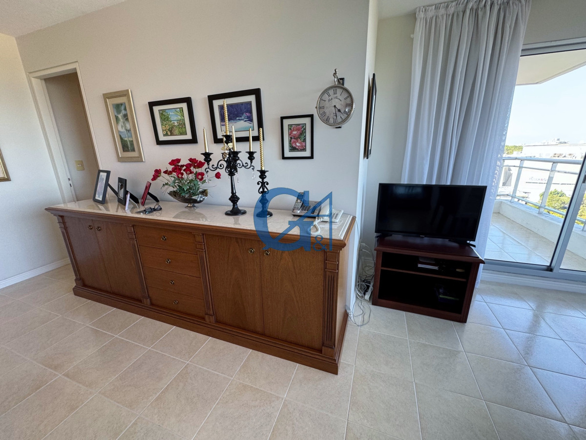 Apartamento ID.1931 - Lindísimos dos apartamentos en venta. Se venden juntos. 
