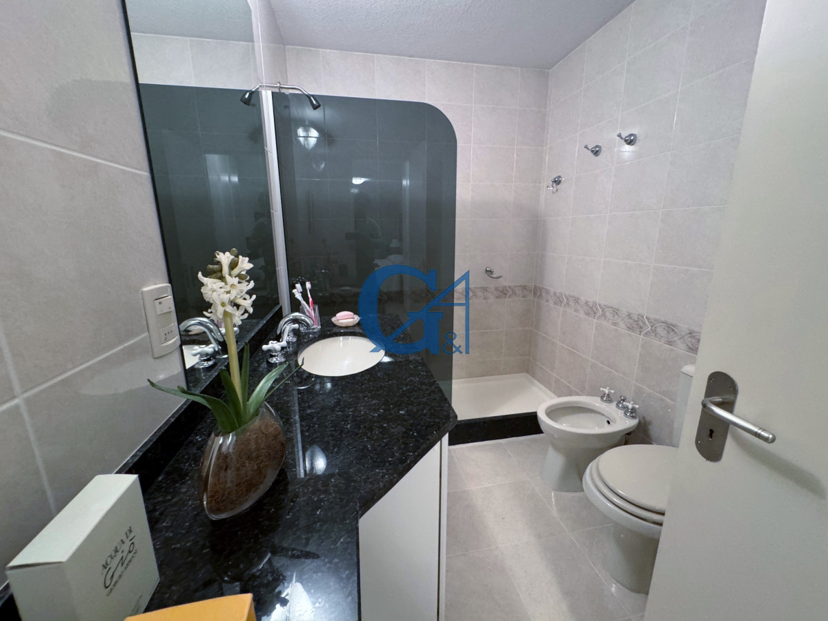Apartamento ID.1931 - Lindísimos dos apartamentos en venta. Se venden juntos. 