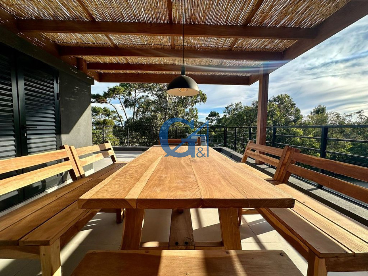 Apartamento ID.15718 - Tu Refugio Perfecto en La Barra: Un Apartamento para Disfrutar Todo el Año