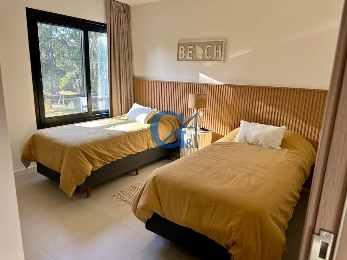 Apartamento ID.15718 - Tu Refugio Perfecto en La Barra: Un Apartamento para Disfrutar Todo el Año