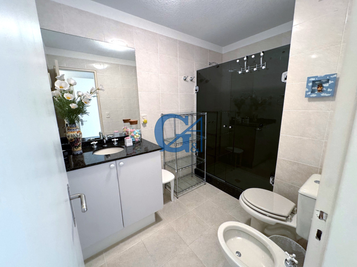 Apartamento ID.1931 - Lindísimos dos apartamentos en venta. Se venden juntos. 