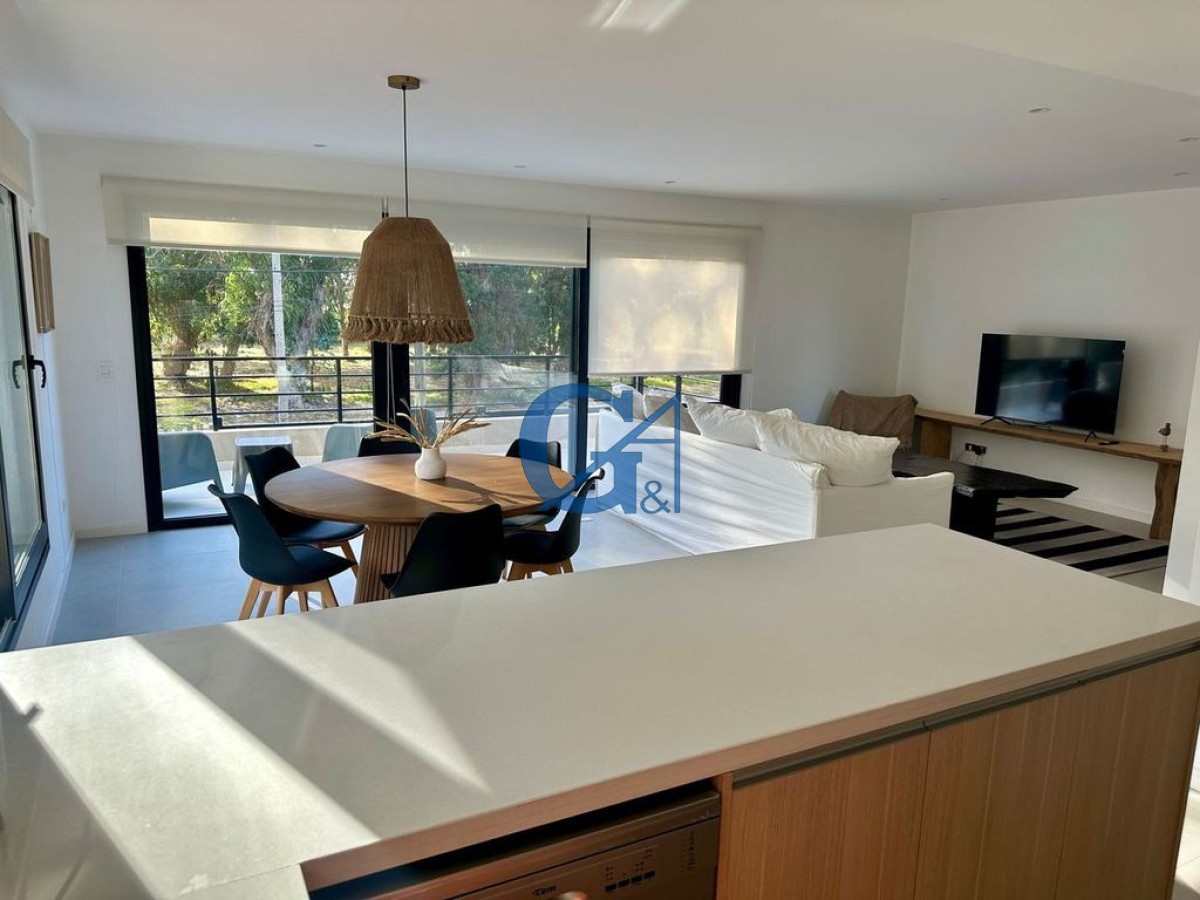Apartamento ID.15718 - Tu Refugio Perfecto en La Barra: Un Apartamento para Disfrutar Todo el Año