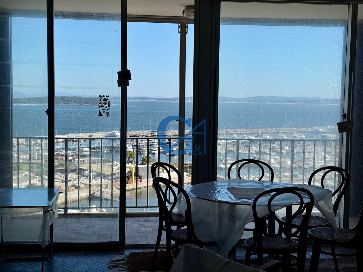 Apartamento ID.15705 - Vista maravillosa al Puerto de Punta del Este